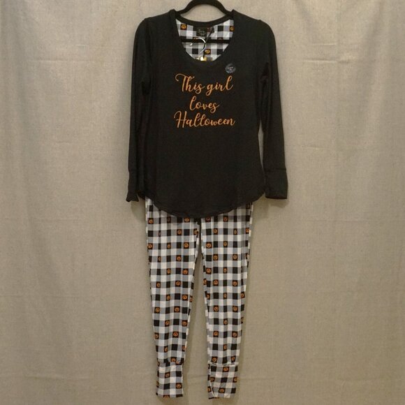 Spooky Night 2 Piece PJ Set Top “This Girl Loves Halloween” Plaid Bottoms Medium - Picture 1 of 9